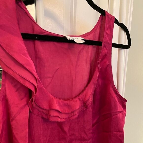 Ann Taylor Loft hot pink top with ruffle detail size L - Picture 5 of 11